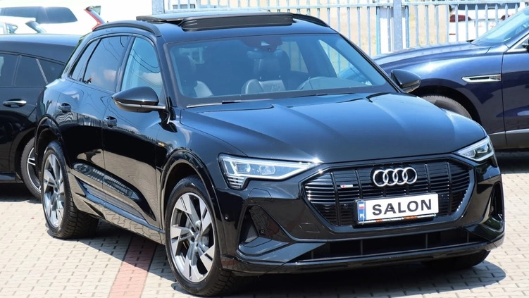 Audi e-tron cena 199260 przebieg: 97000, rok produkcji 2019 z Krynki małe 781